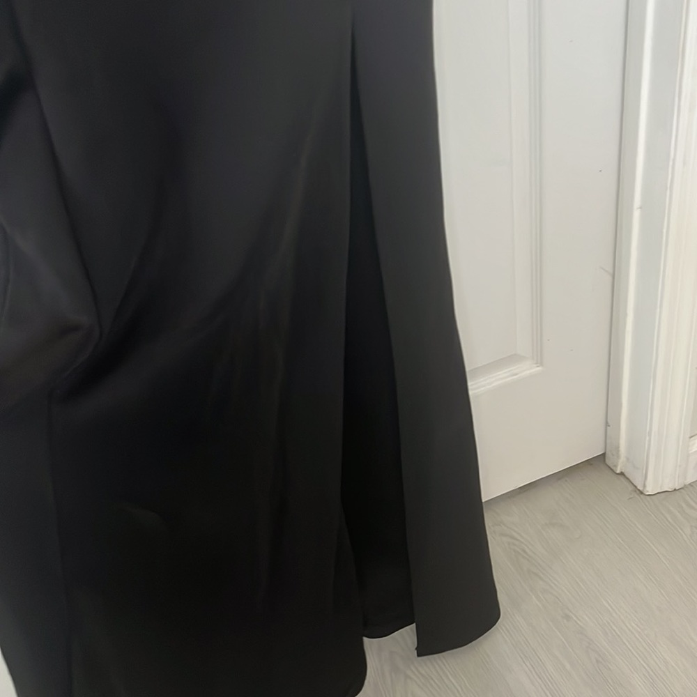 Dress - Picture 3 of 5